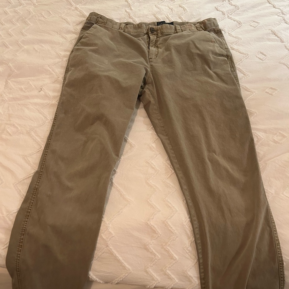GAP Women's Tan Chino Pants